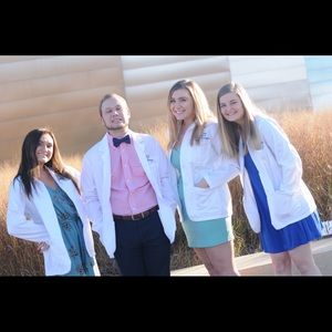 Meet your Posher, Emma